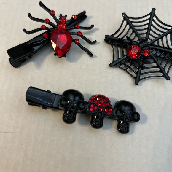 Skulls & Spider Hair Accessory Clip Black W/Red Rhinestones Emo Goth Set Of 3 - Picture 4 of 7